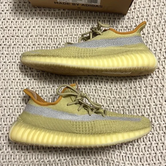 Yeezy 35 store v2 mens